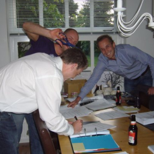 Q-Concepts opgericht