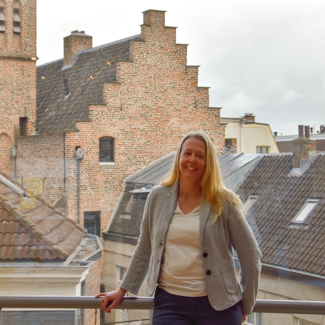 Qer-in-de-spotlight-Monique-Vos4-s